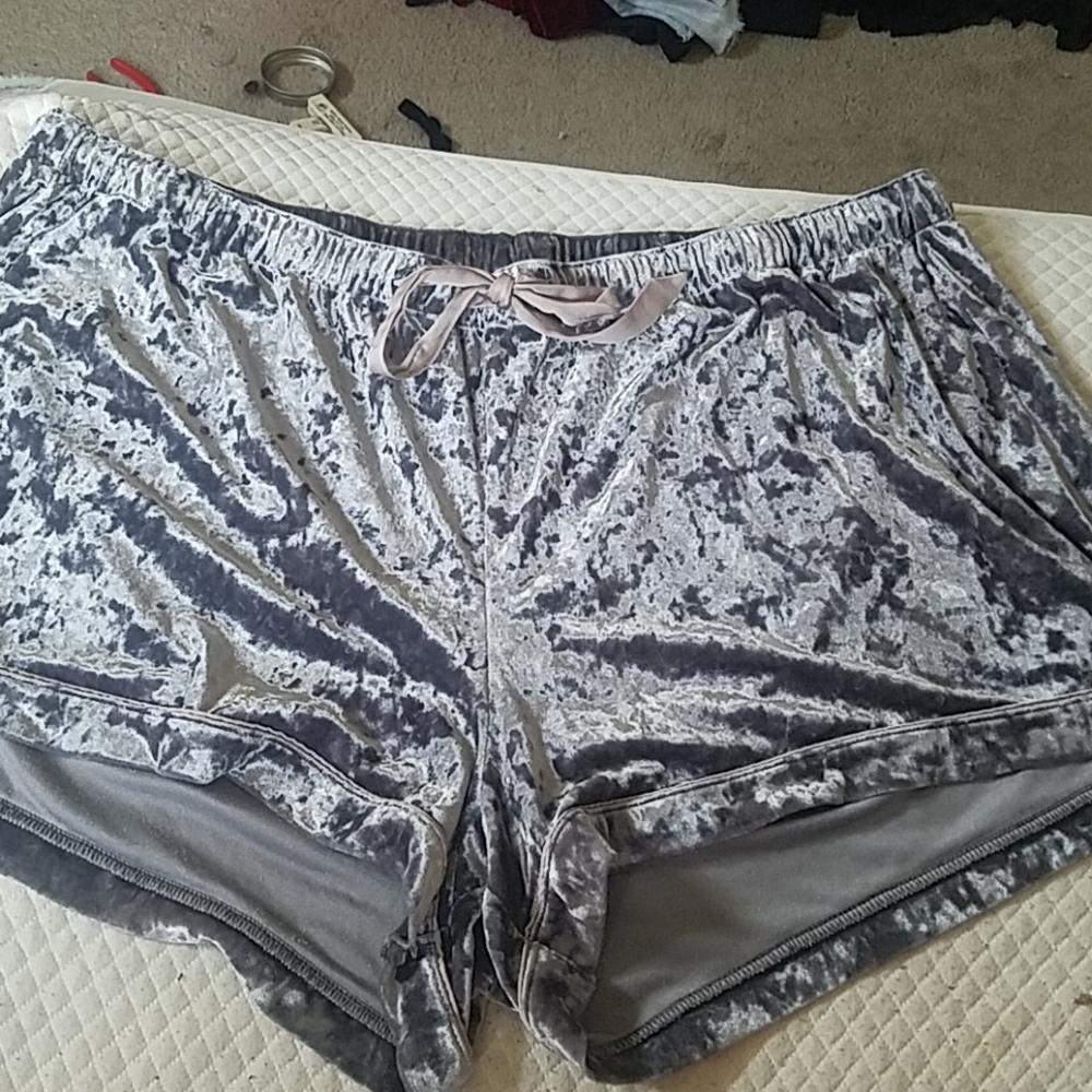 Velvet pj shorts